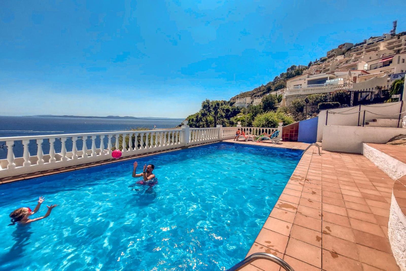 Villa Buraux III Росес Екстериор снимка
